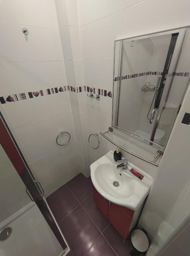 Lovely Apartment In The Heart Of The City Temešvár Exteriér fotografie